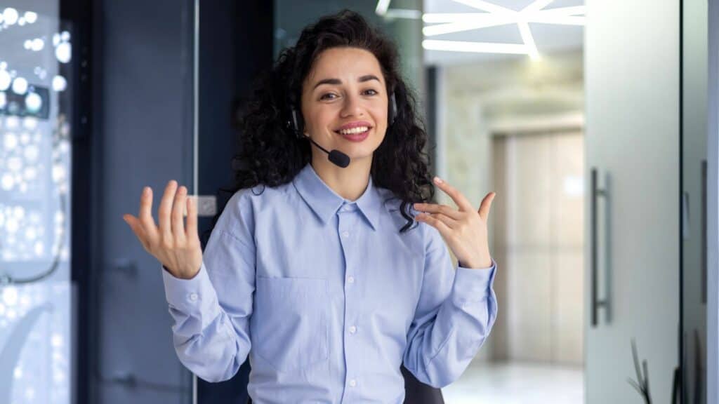 MSP customer experience; young woman with headset